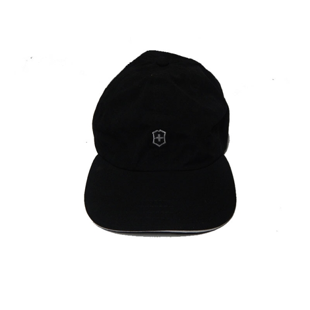 Gorra negra.  Perfiles y Aceros Cuajimalpa